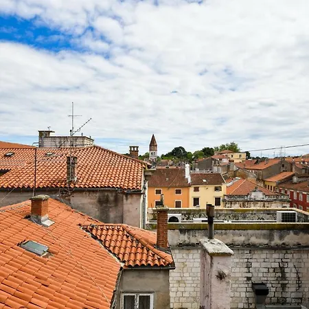 Grey Old Town Daire Zadar