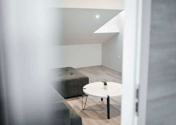 Grey Old Town Задар